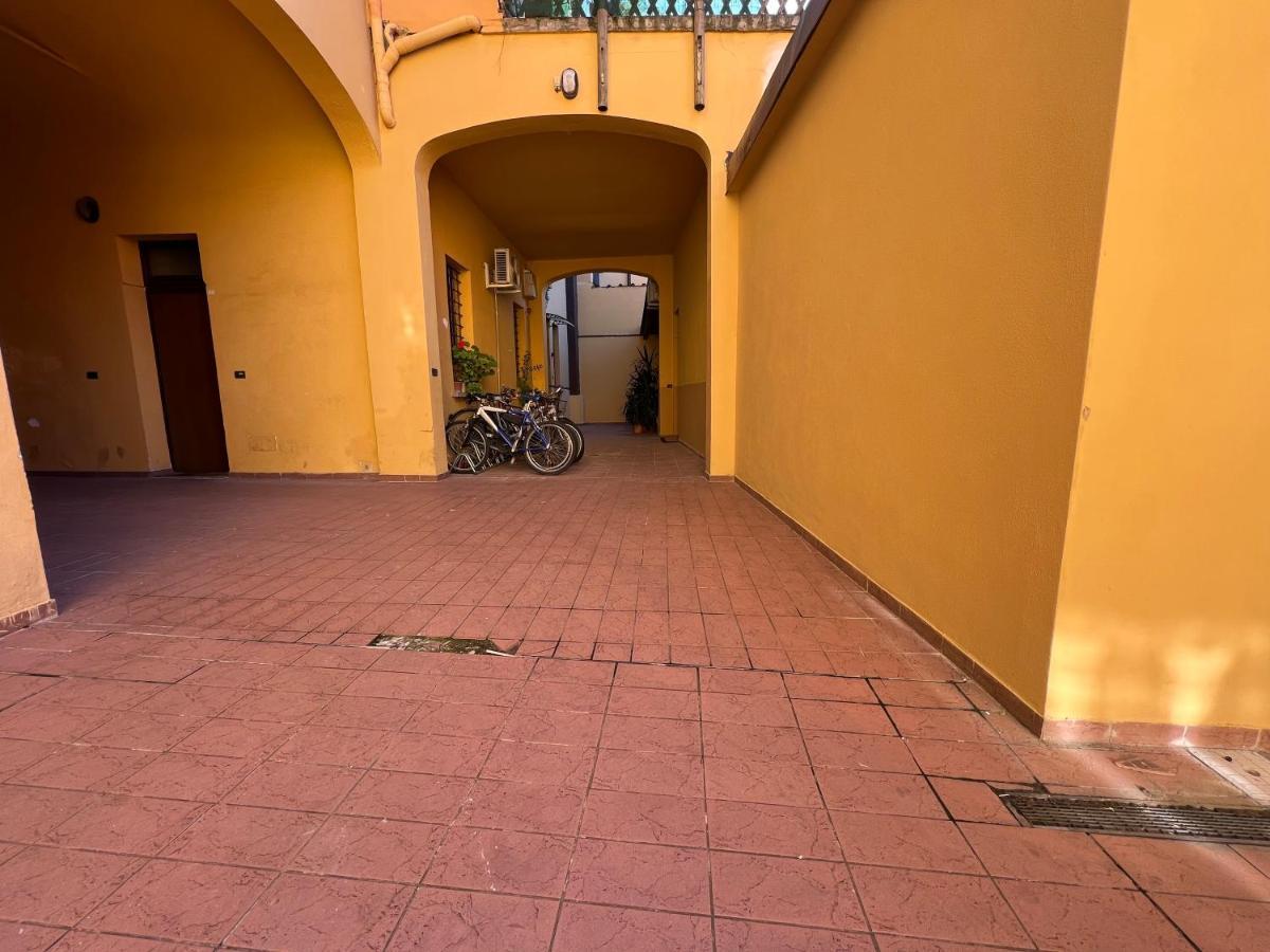 Ferienwohnung Housmart Senzanome 9/3 Bologna Exterior foto