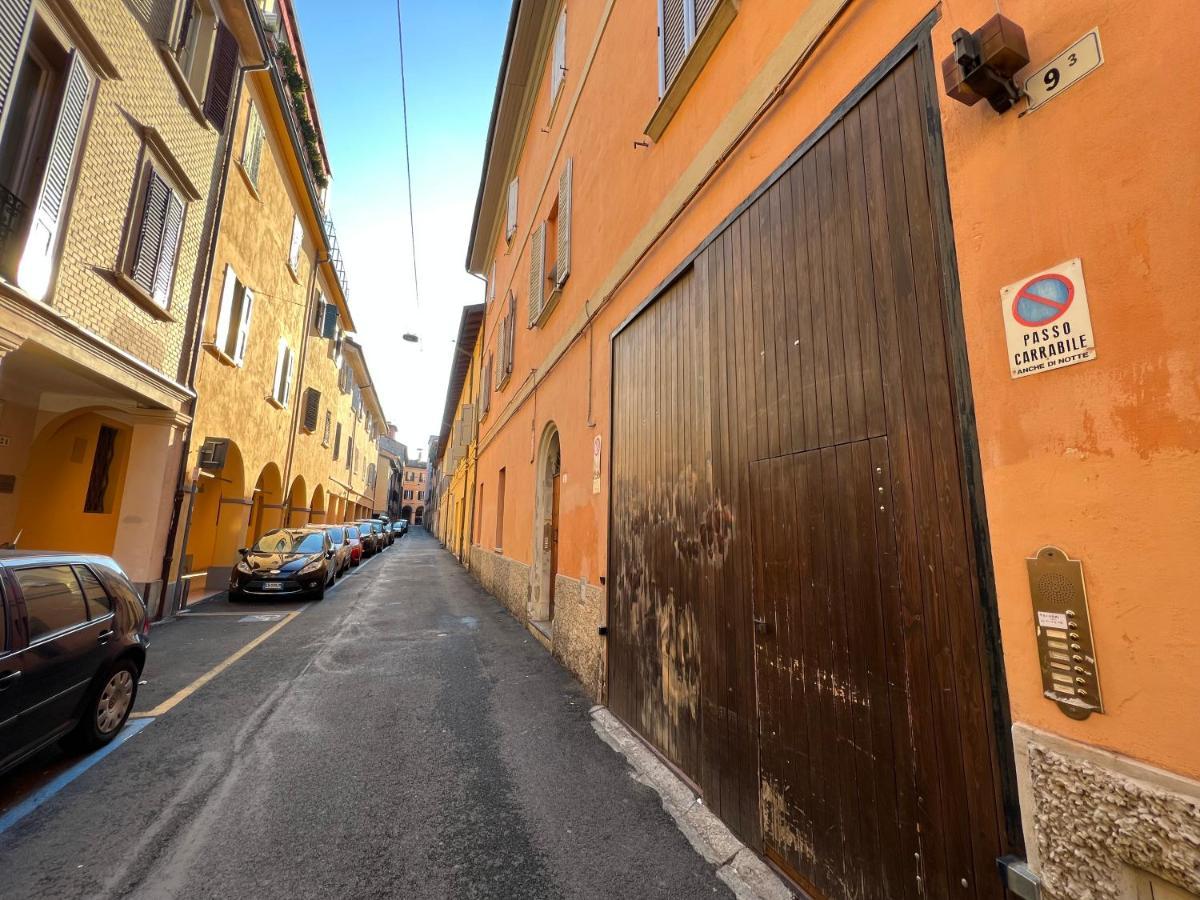 Ferienwohnung Housmart Senzanome 9/3 Bologna Exterior foto